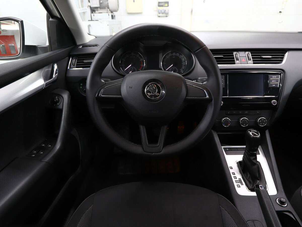 Купить Skoda Octavia, 2018, 130 000 км, фото №16
