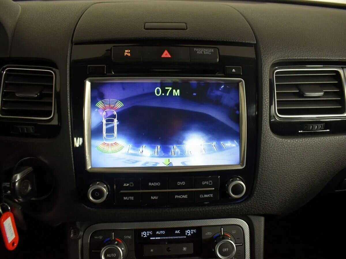 Купить Volkswagen Touareg, 2014, 330 000 км, фото №11