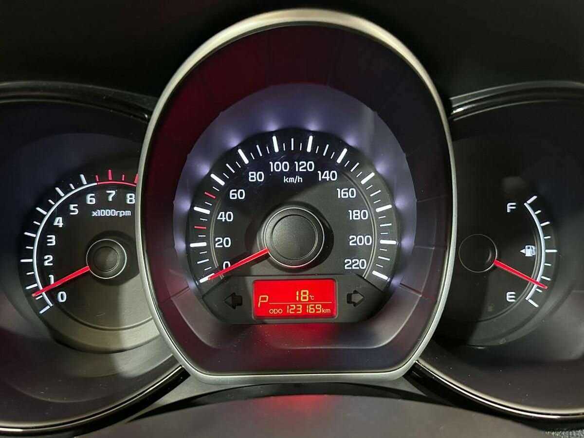 Купить Kia Rio, 2014, 123 167 км, фото №13