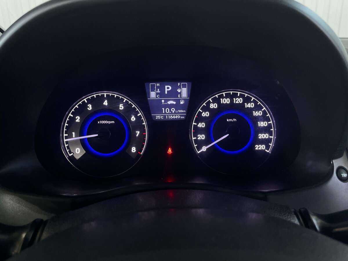 Купить Hyundai Solaris, 2016, 118 449 км, фото №13