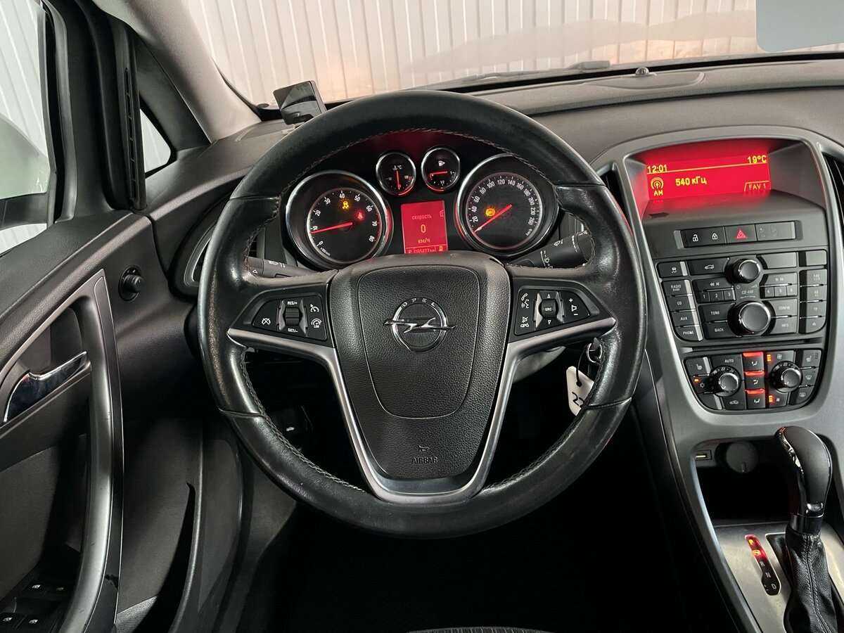 Купить Opel Astra, 2013, 205 254 км, фото №10