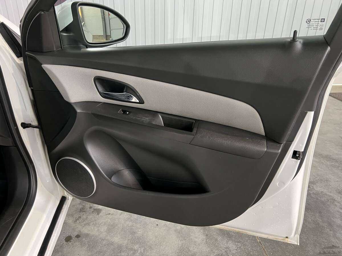Купить Chevrolet Cruze, 2013, 158 504 км, фото №15