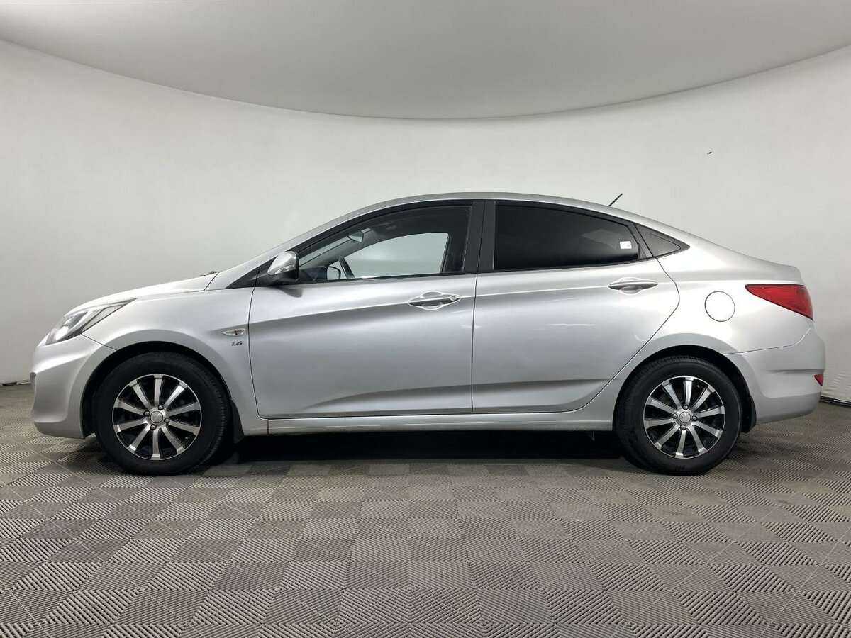 Купить Hyundai Solaris, 2014, 184 610 км, фото №5