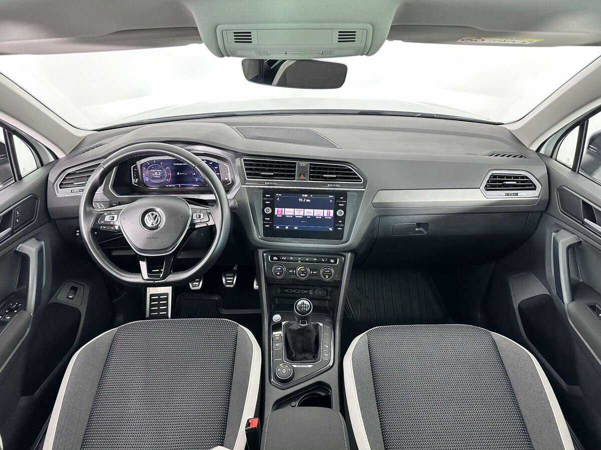 Купить Volkswagen Tiguan, 2019, 82 960 км, фото №9