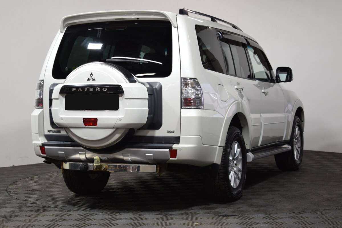 Купить Mitsubishi Pajero, 2014, 177 000 км, фото №4