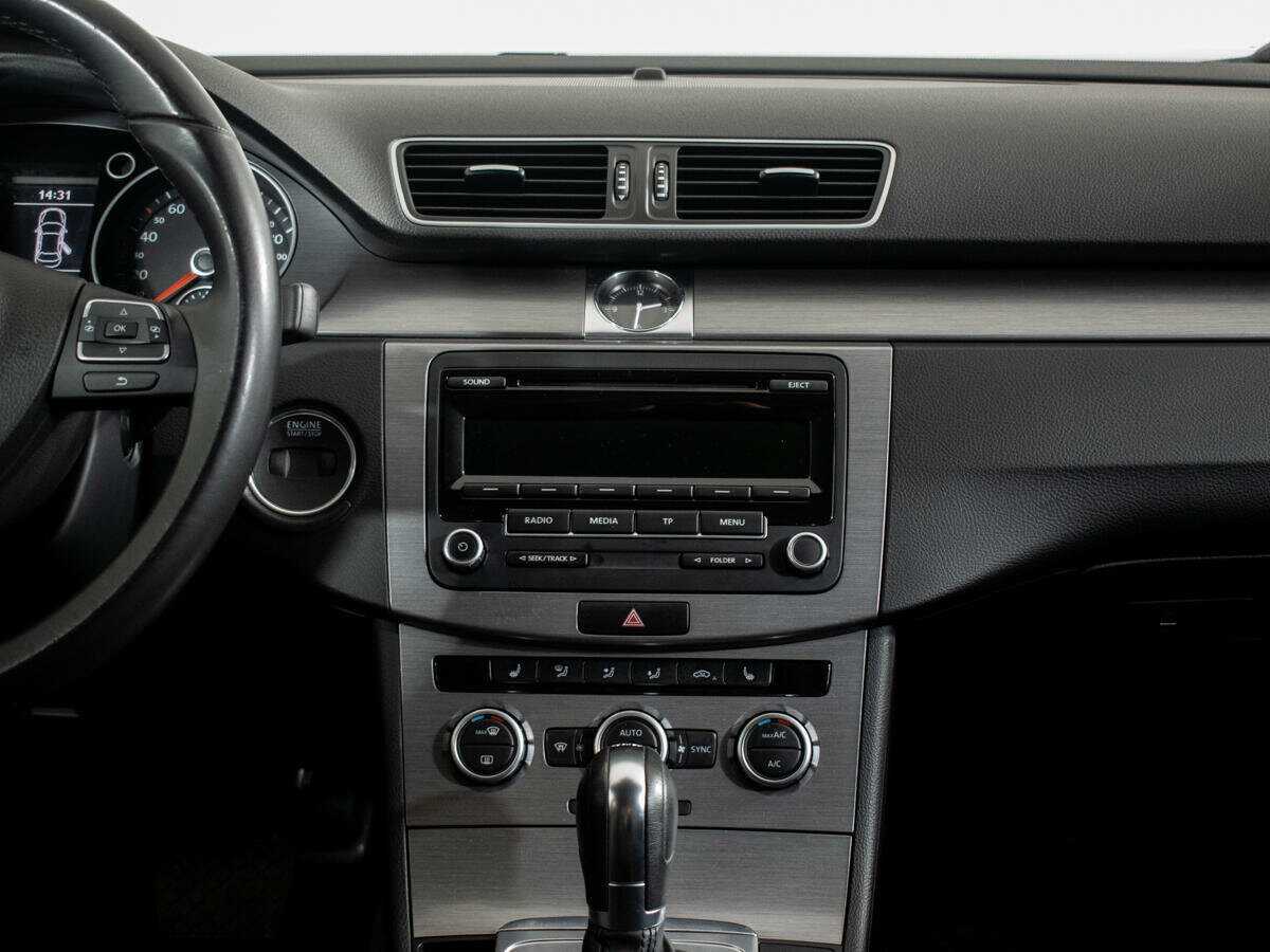 Купить Volkswagen Passat, 2014, 133 330 км, фото №10