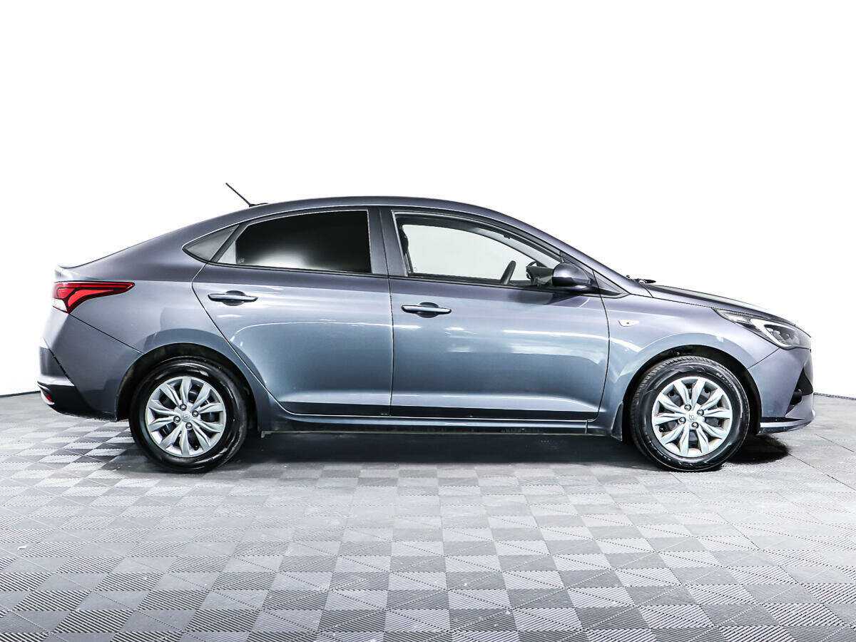 Купить Hyundai Solaris, 2021, 52 326 км, фото №4