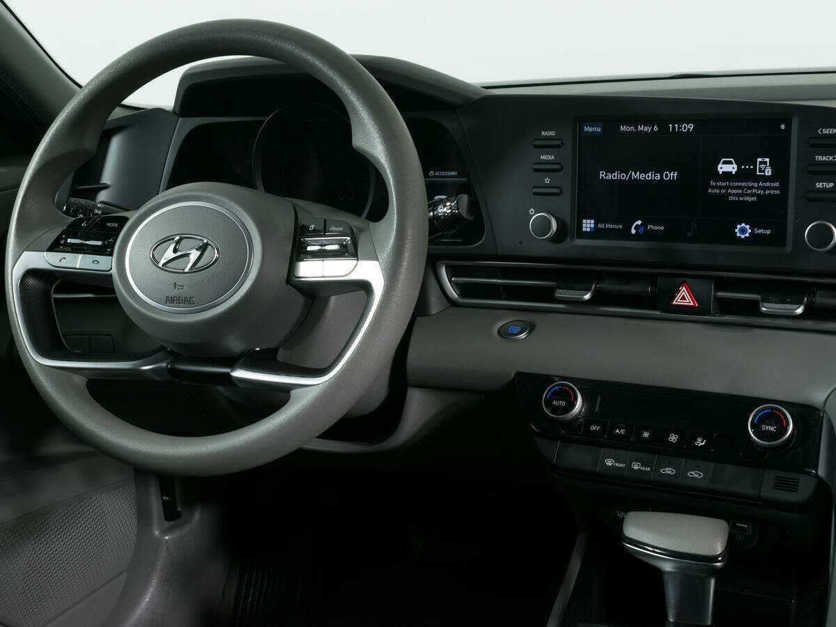 Купить Hyundai Elantra, 2021, 43 721 км, фото №11