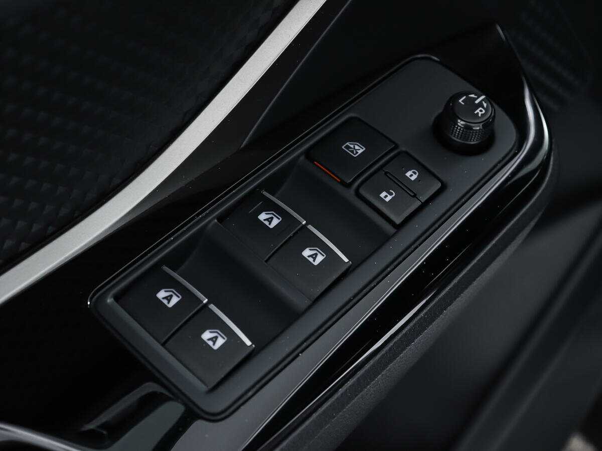 Купить Toyota C-HR, 2018, 52 185 км, фото №16