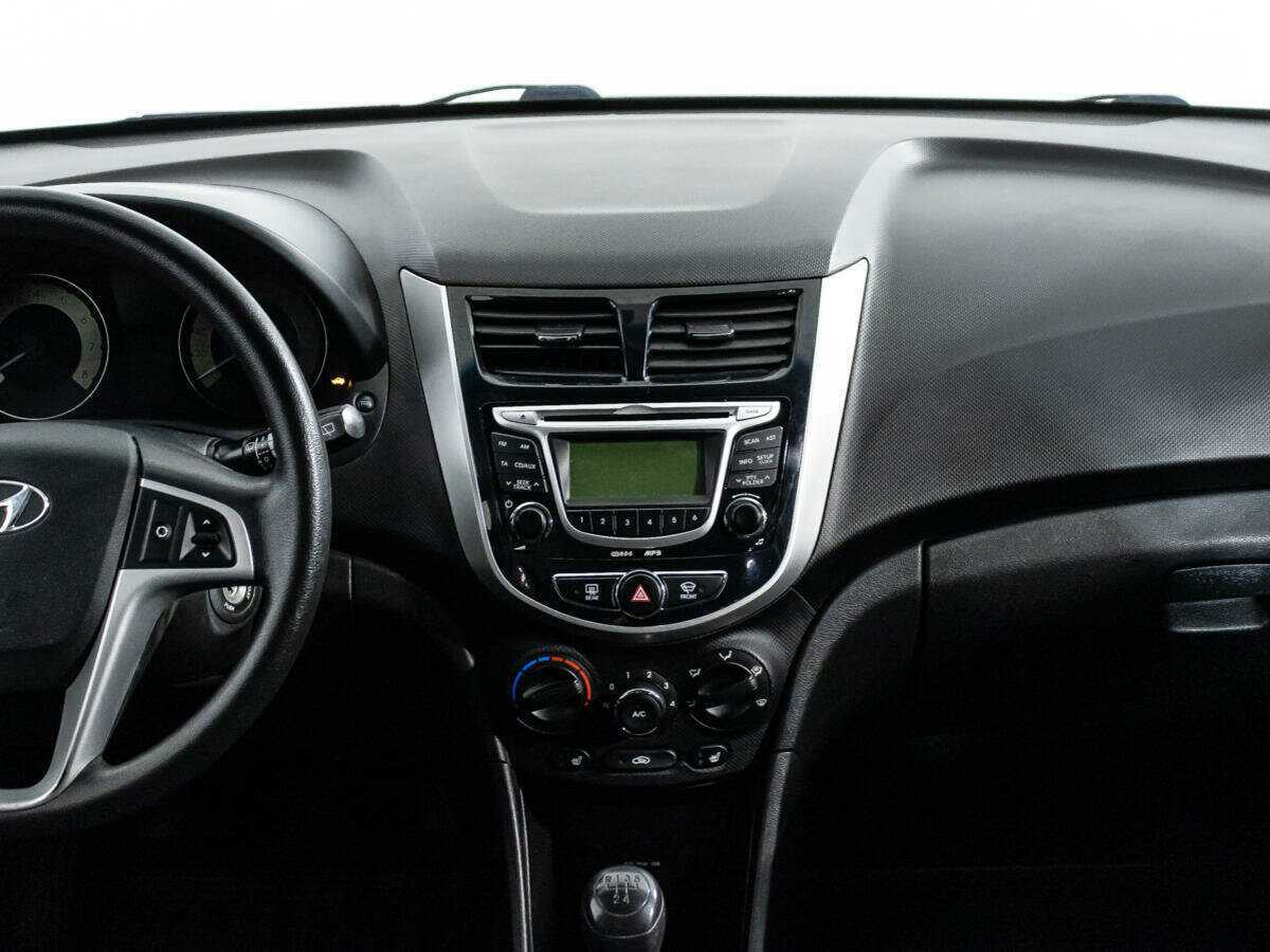 Купить Hyundai Solaris, 2012, 133 410 км, фото №14