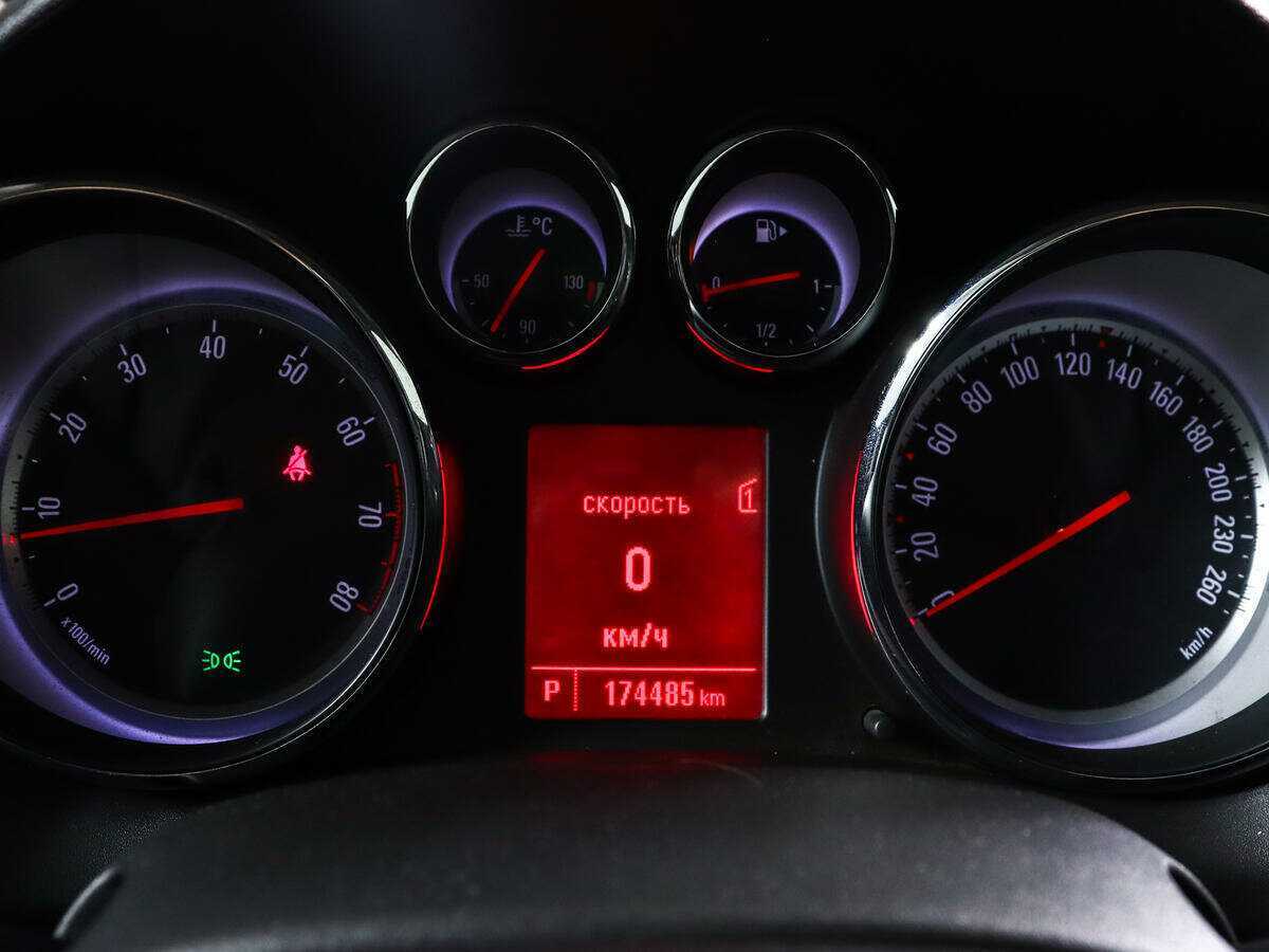 Купить Opel Astra, 2013, 174 484 км, фото №9