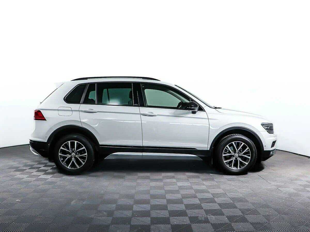 Купить Volkswagen Tiguan, 2018, 83 596 км, фото №4