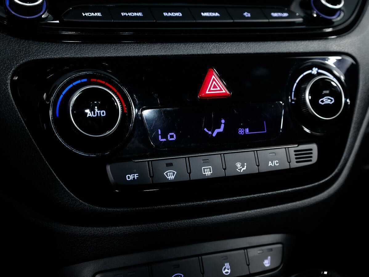 Купить Hyundai Solaris, 2020, 72 142 км, фото №15