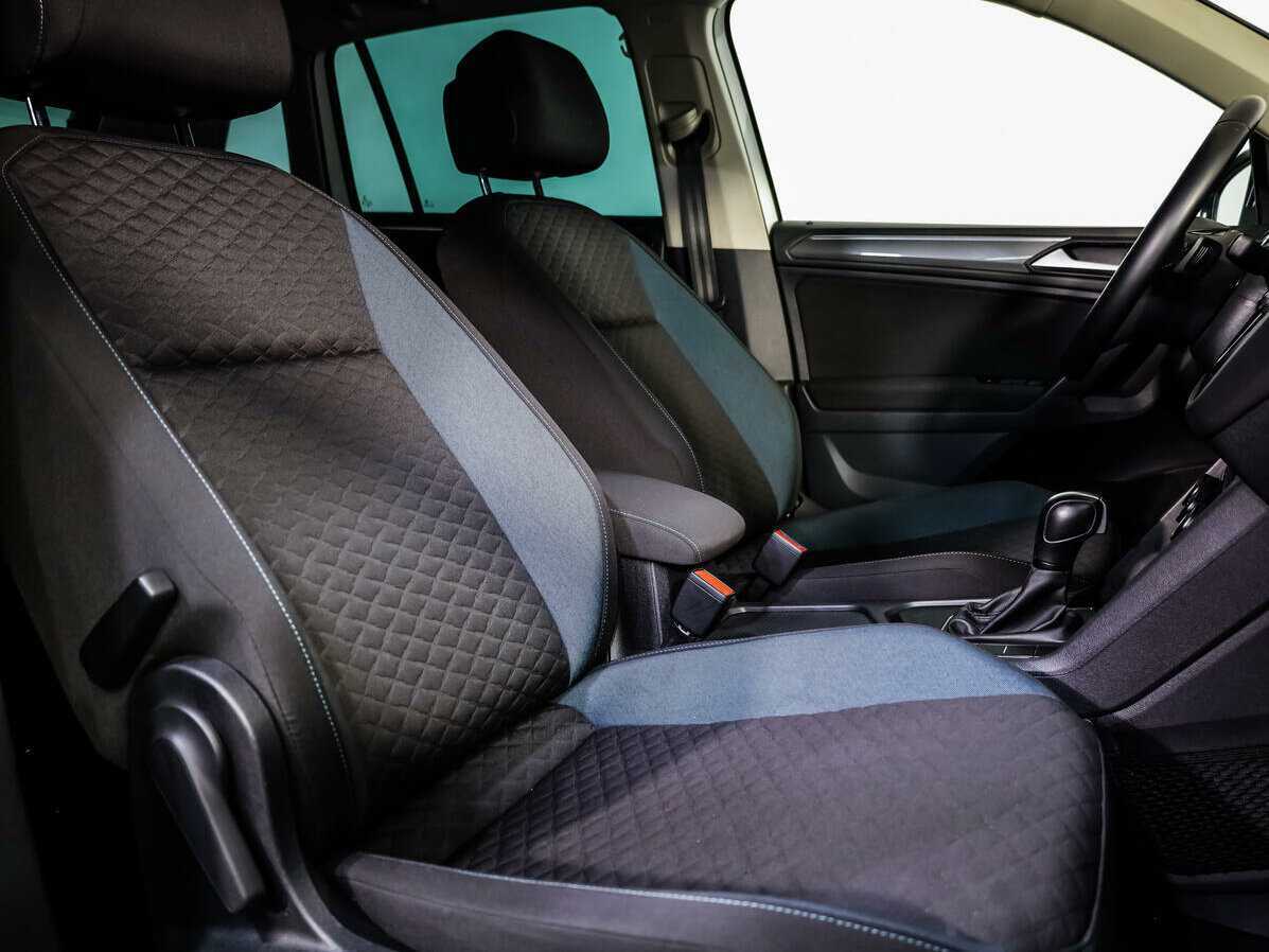 Купить Volkswagen Tiguan L, 2019, 65 669 км, фото №11