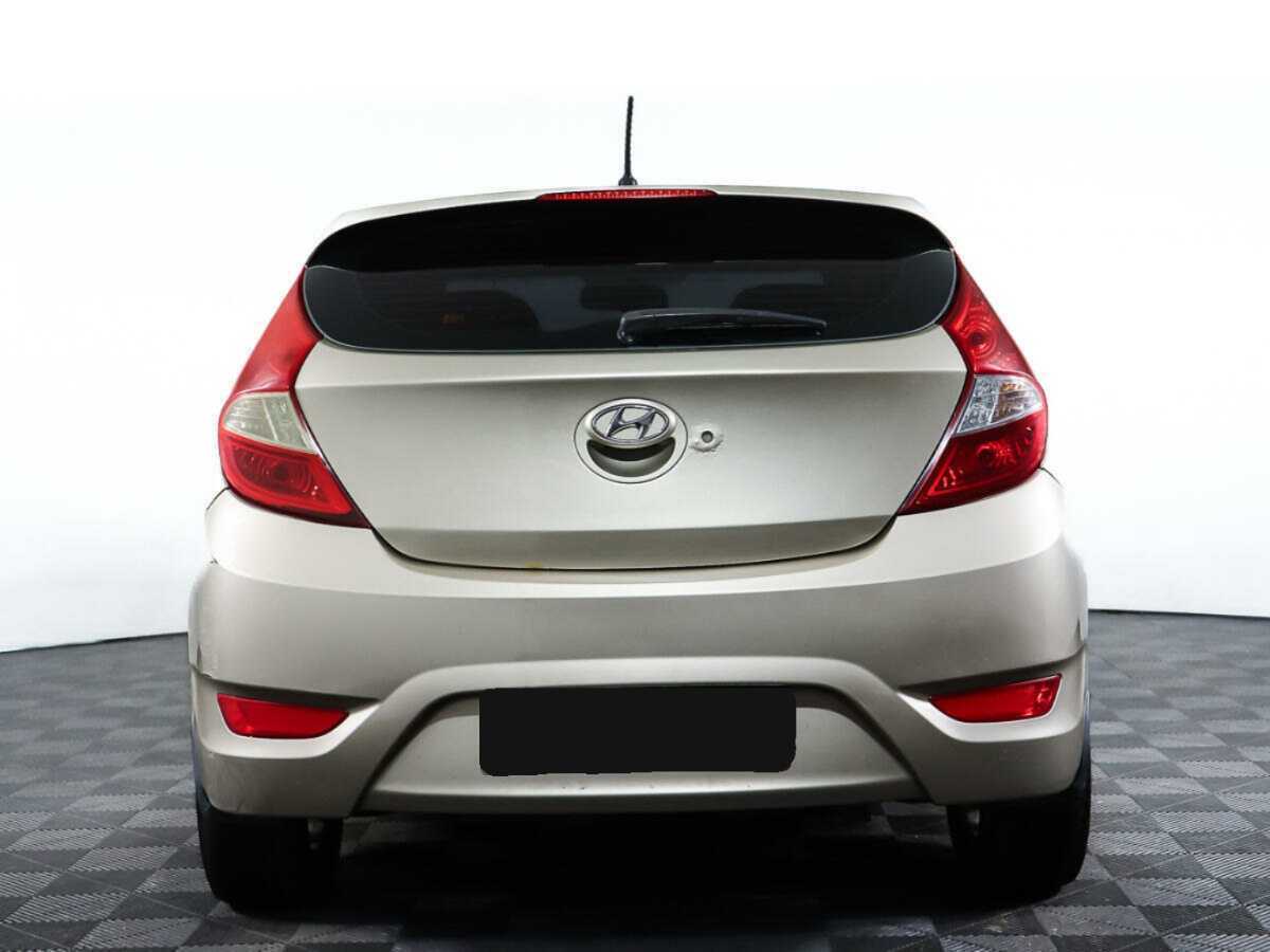 Купить Hyundai Solaris, 2012, 178 384 км, фото №5