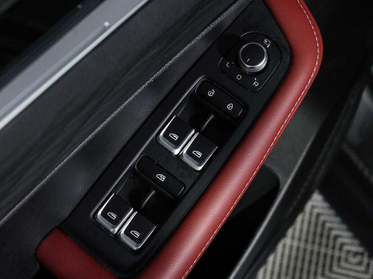 Купить Geely Coolray, 2023, 16 393 км, фото №19