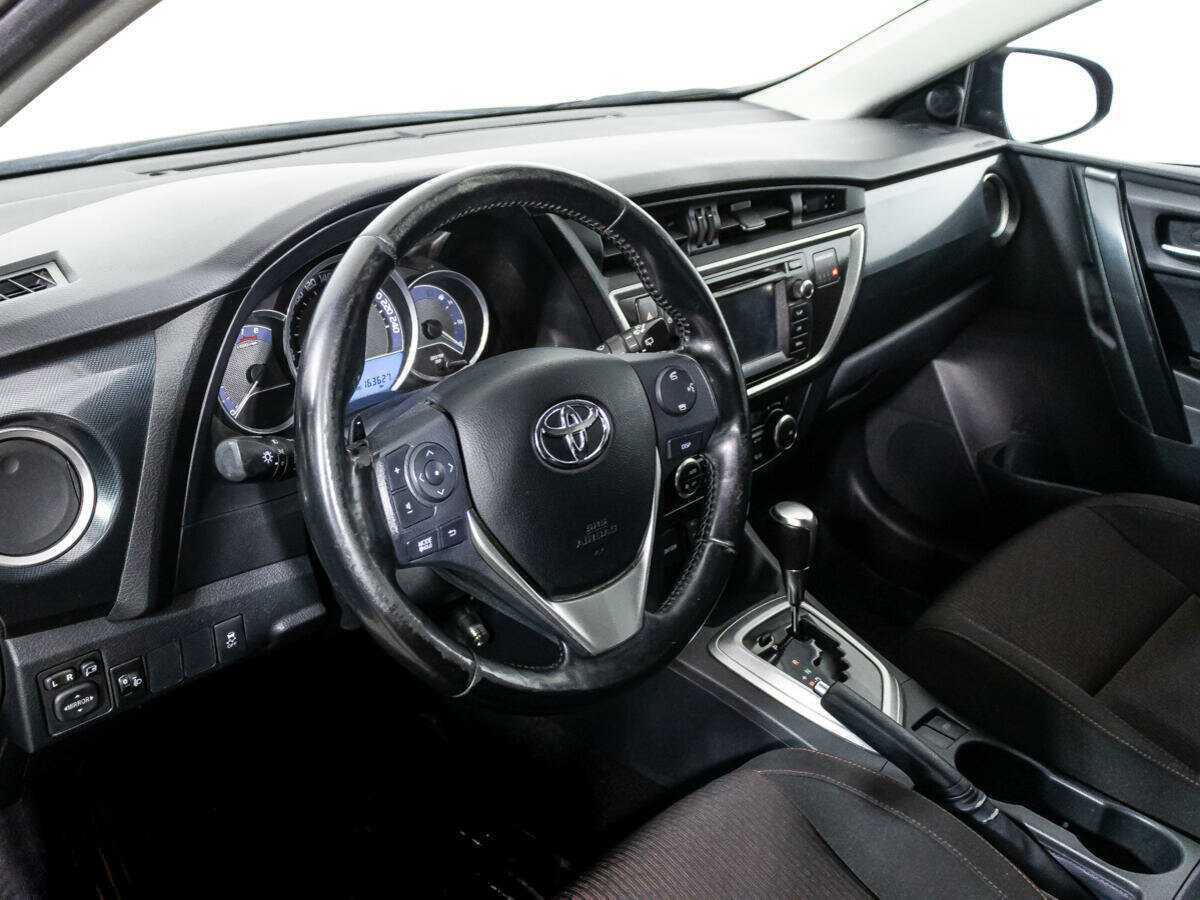 Купить Toyota Auris, 2013, 163 626 км, фото №11