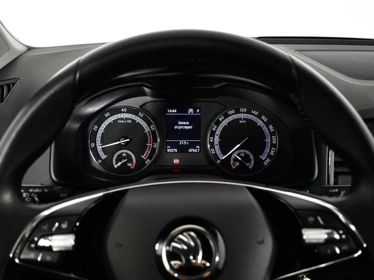 Купить Skoda Karoq, 2021, 95 576 км, фото №10