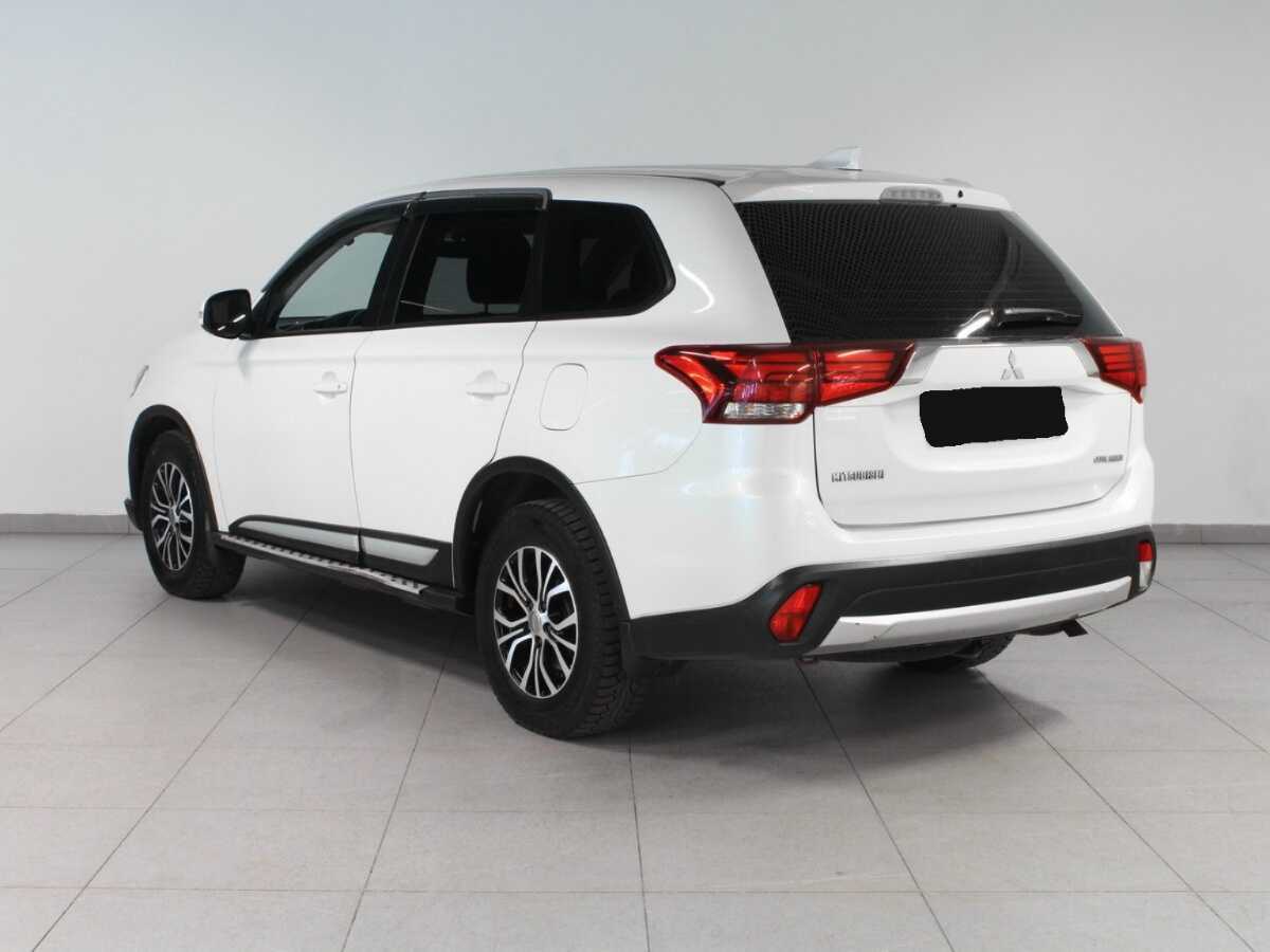 Купить Mitsubishi Outlander, 2017, 129 844 км, фото №7