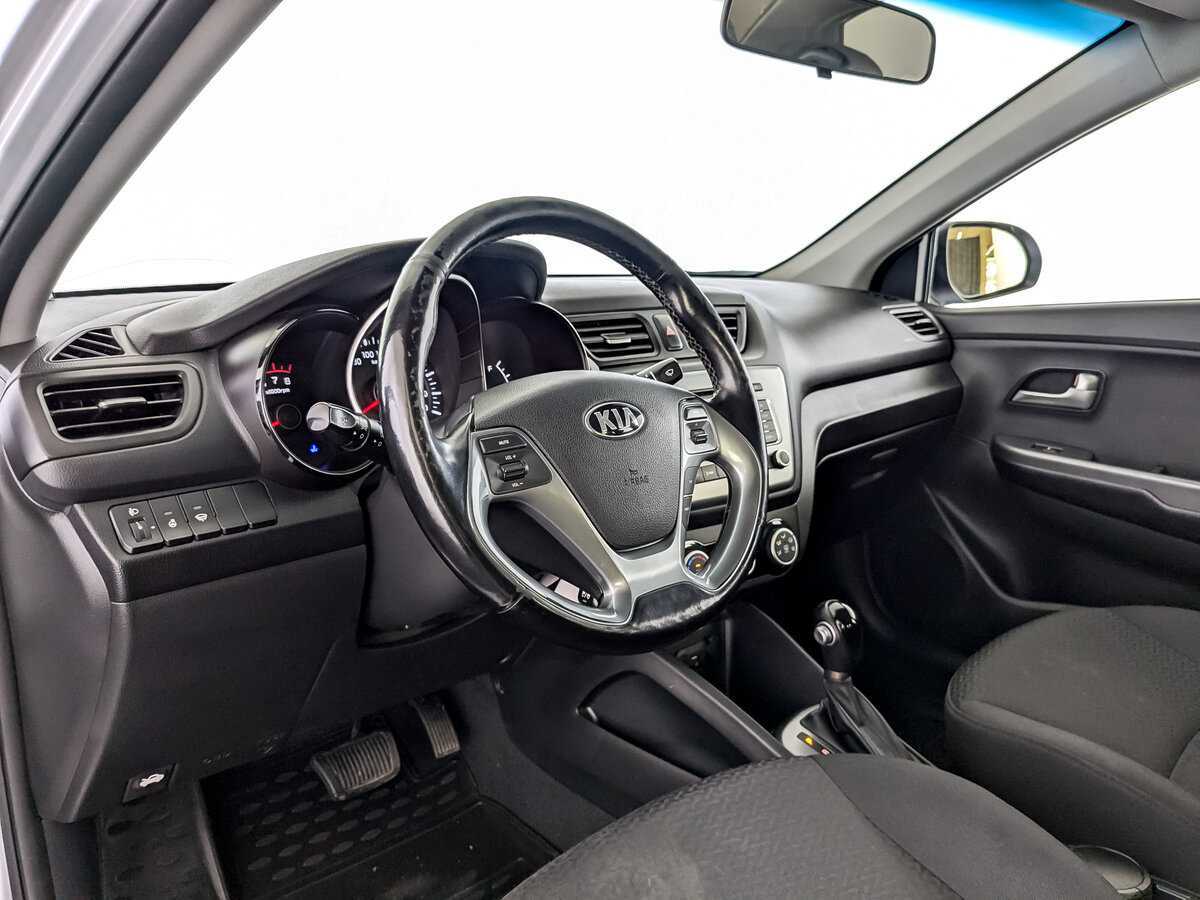 Купить Kia Rio, 2016, 111 223 км, фото №14
