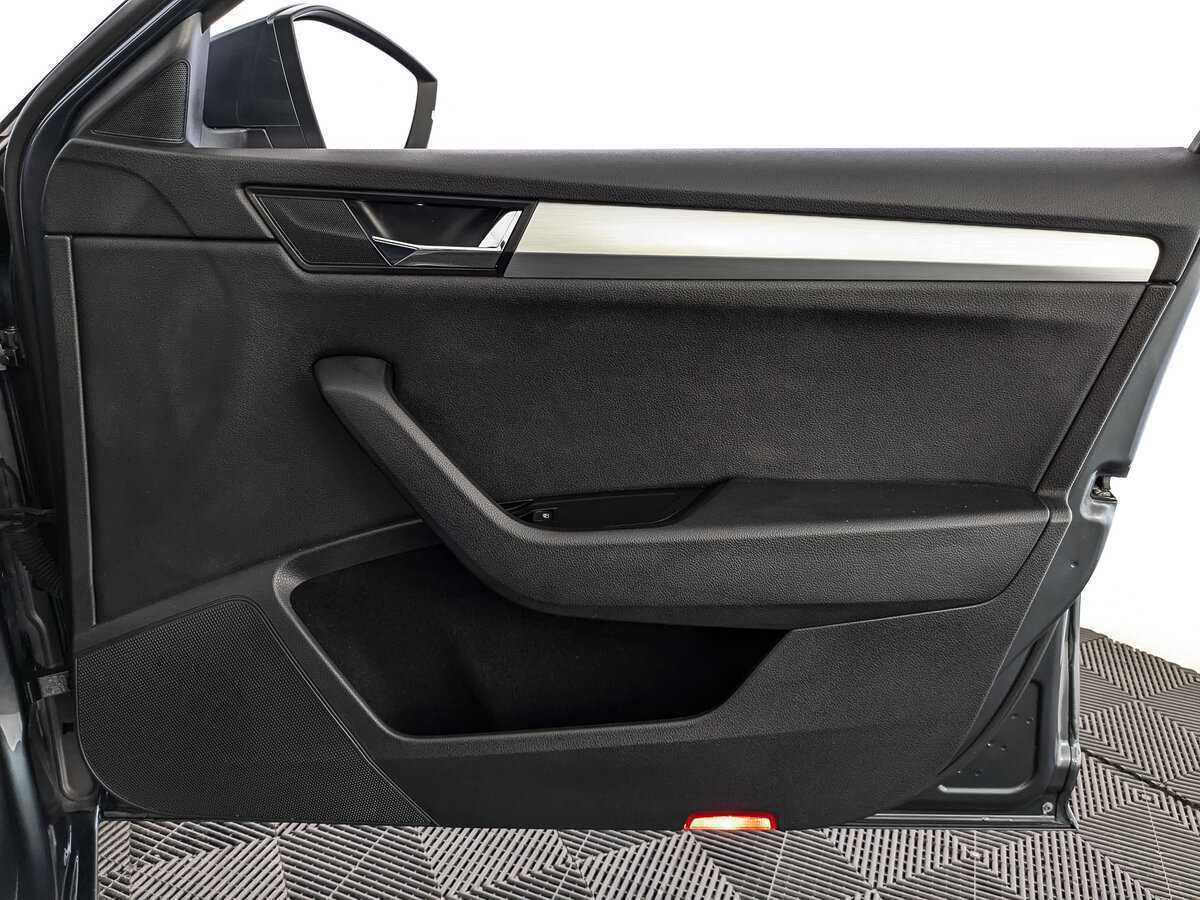 Купить Skoda Superb, 2018, 150 973 км, фото №21