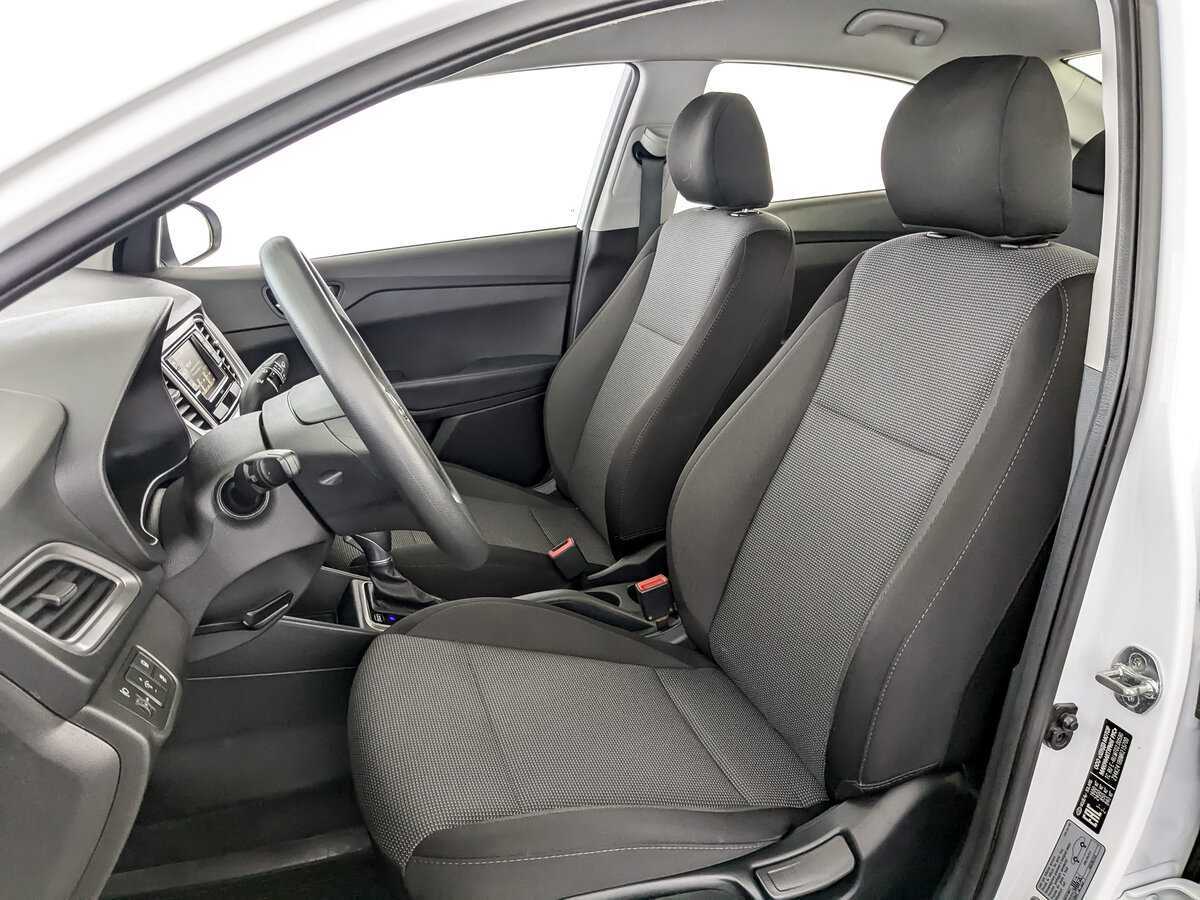 Купить Hyundai Solaris, 2020, 55 053 км, фото №15