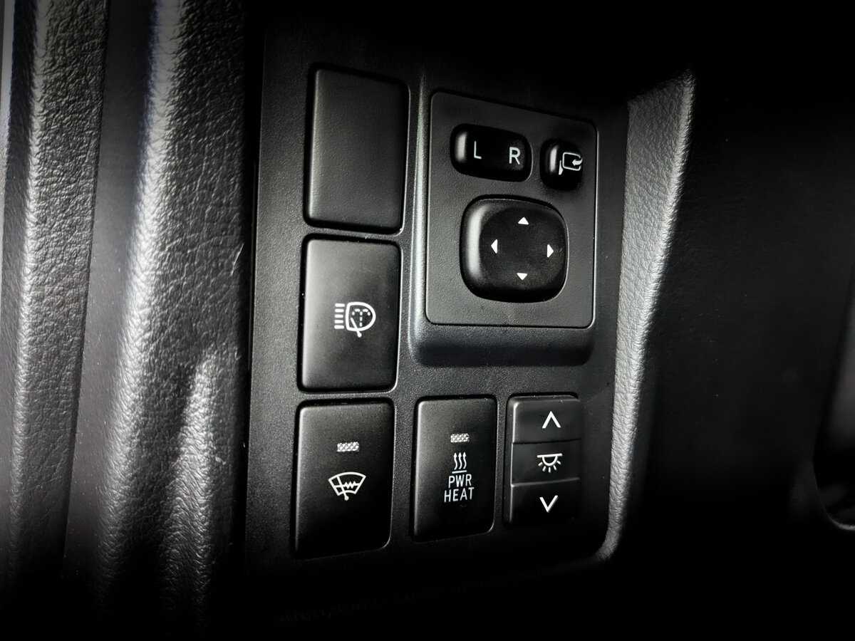 Купить Toyota Land Cruiser Prado, 2012, 203 489 км, фото №21