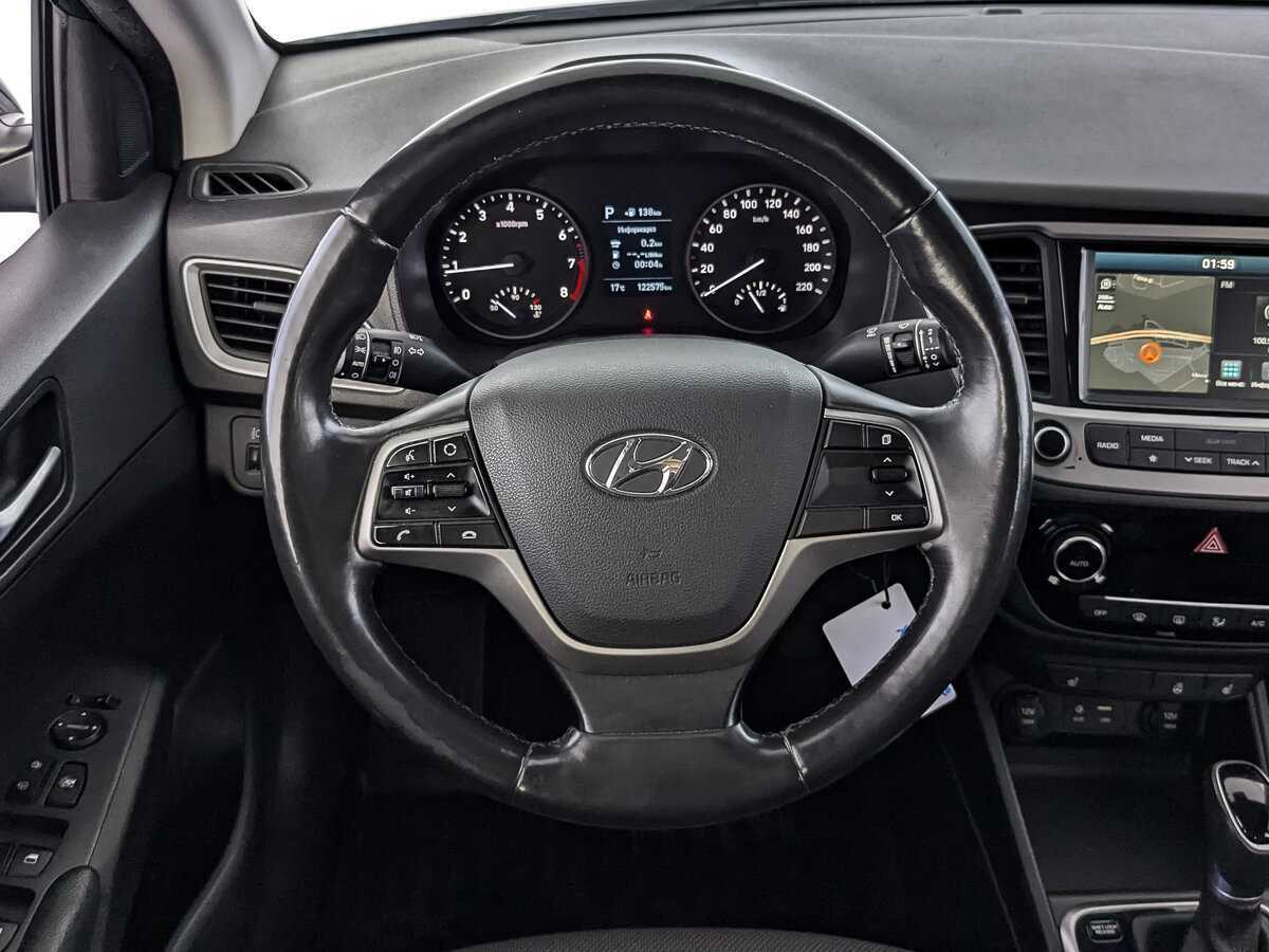 Купить Hyundai Solaris, 2018, 122 570 км, фото №18