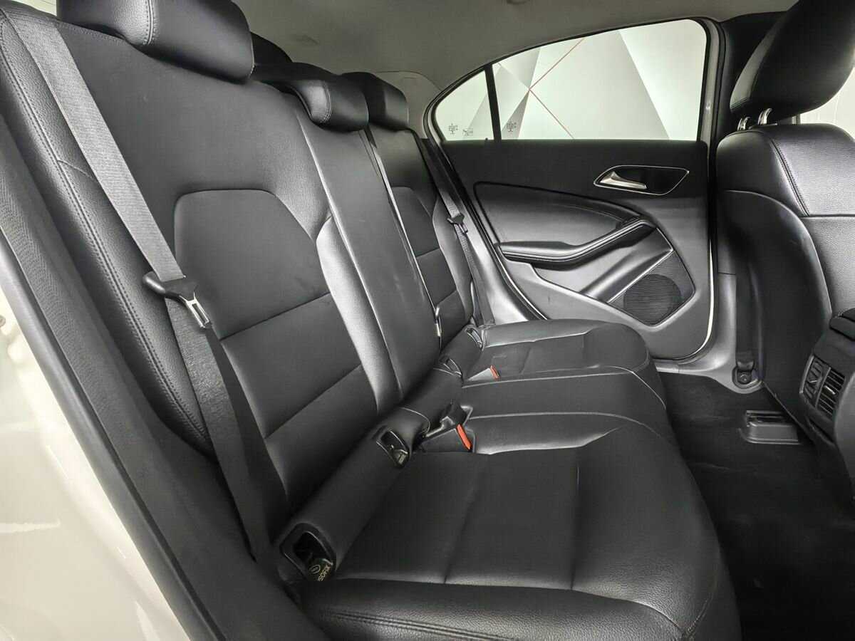 Купить Mercedes-Benz A-Класс 200, 2013, 165 962 км, фото №12