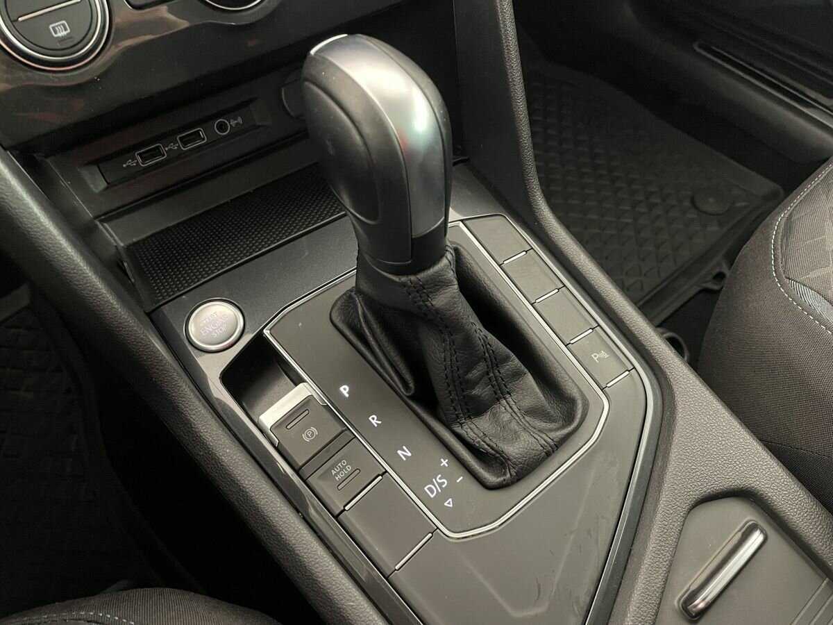 Купить Volkswagen Tiguan, 2019, 79 451 км, фото №13