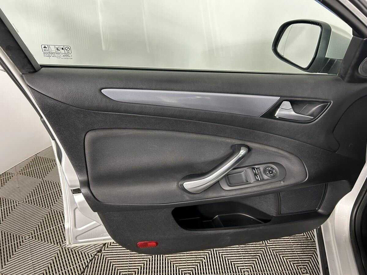 Купить Ford Mondeo, 2012, 238 546 км, фото №8