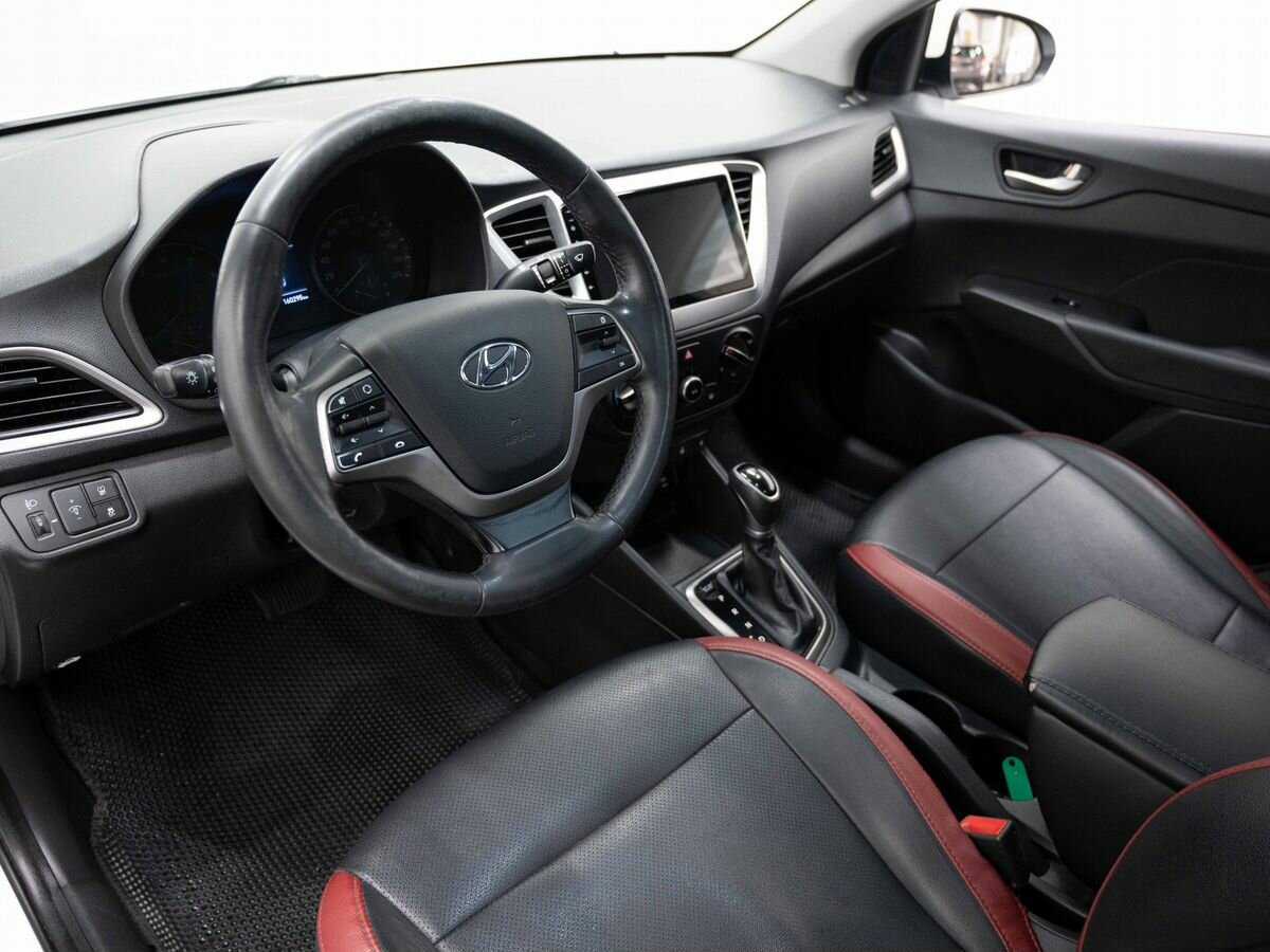 Купить Hyundai Solaris, 2018, 160 294 км, фото №9