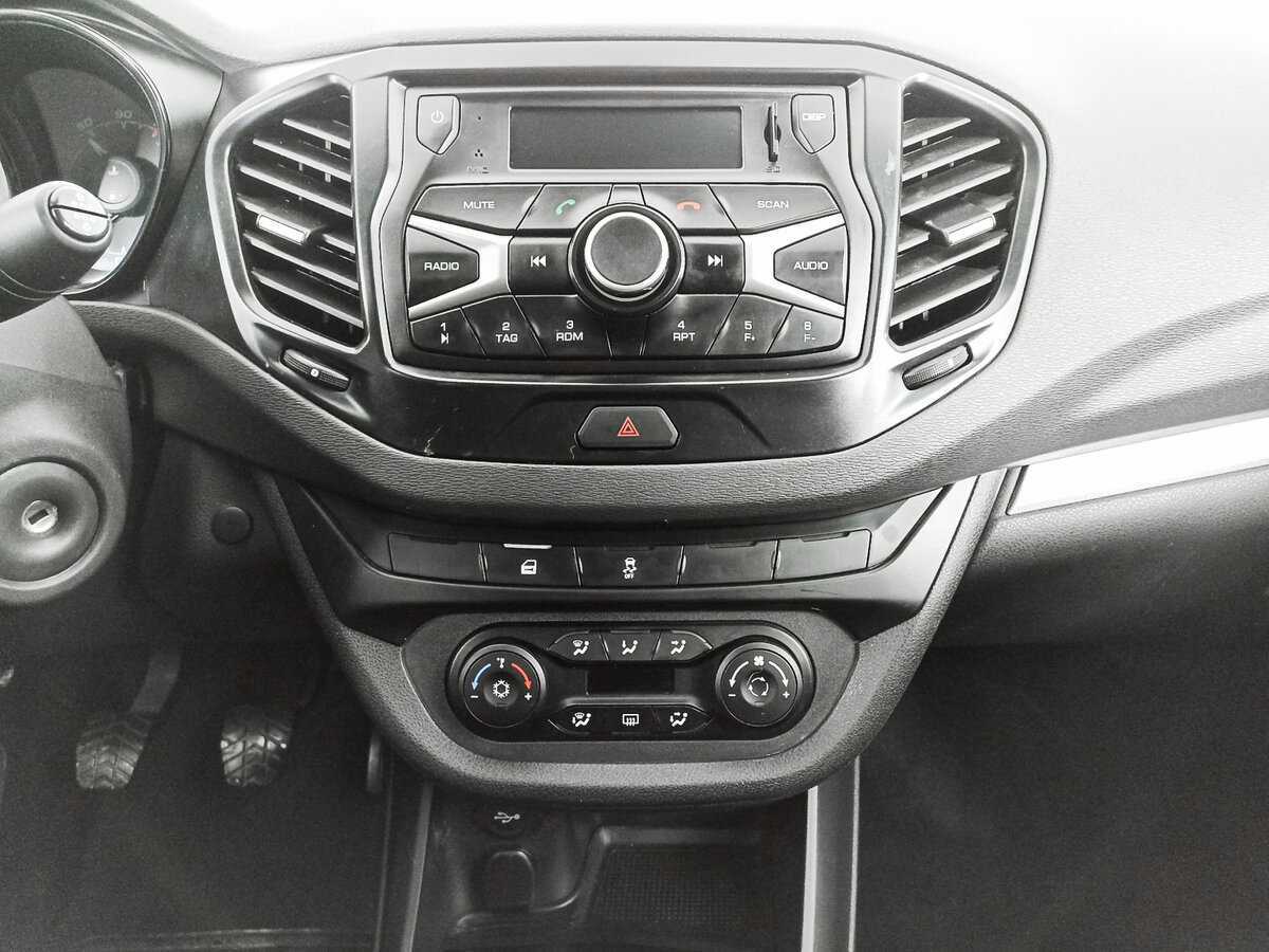 Купить Lada (ВАЗ) Vesta, 2015, 104 566 км, фото №15