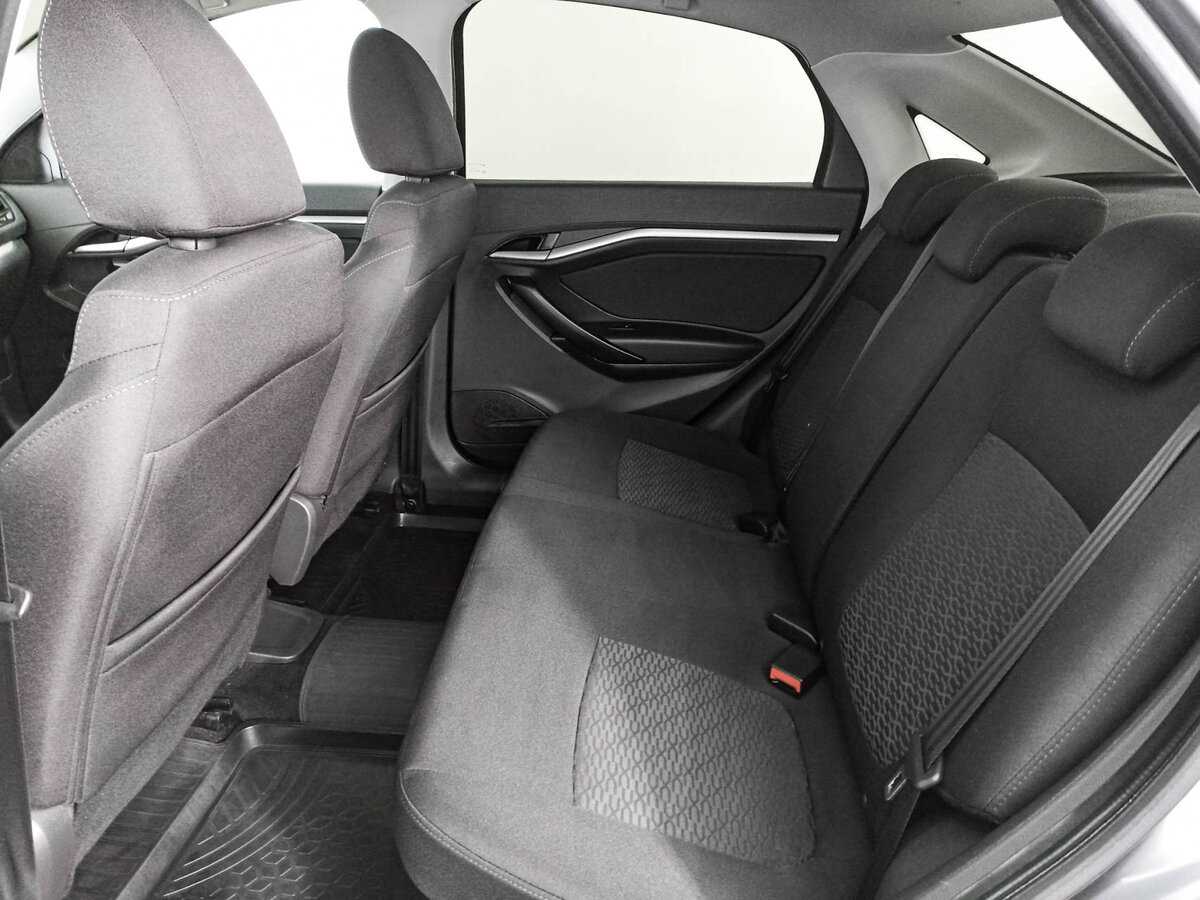 Купить Lada (ВАЗ) Vesta, 2017, 76 195 км, фото №12