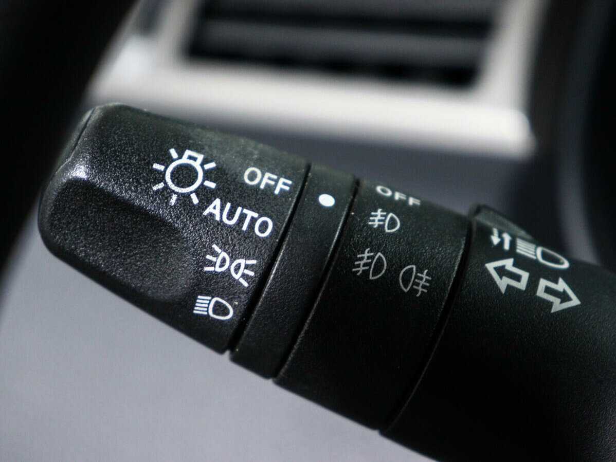 Купить Nissan Tiida, 2013, 136 945 км, фото №13