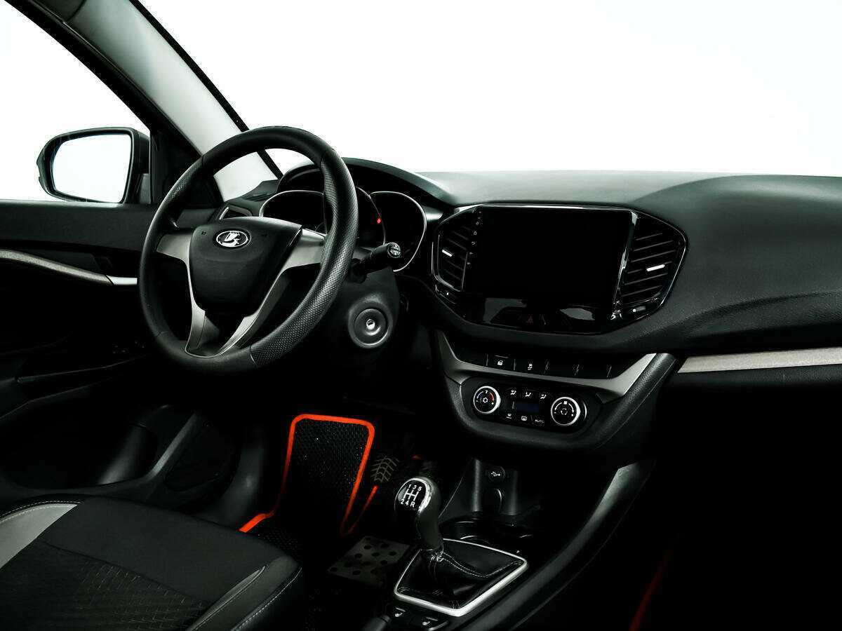 Купить Lada (ВАЗ) Vesta, 2017, 218 644 км, фото №9