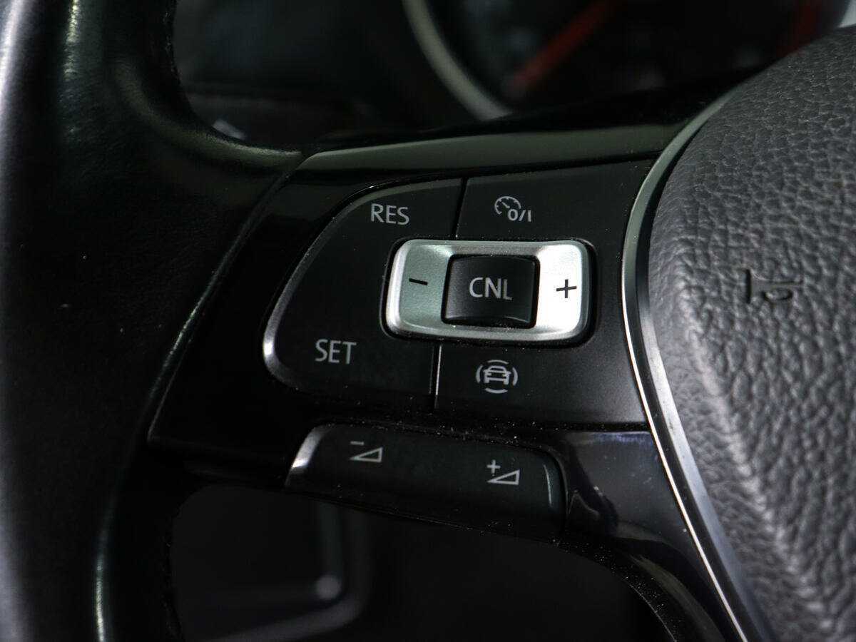 Купить Volkswagen Tiguan, 2020, 64 293 км, фото №19