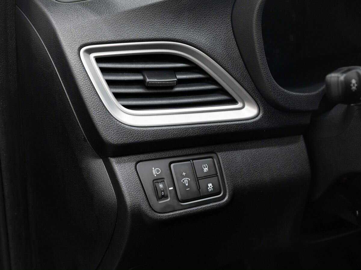 Купить Hyundai Solaris, 2019, 36 124 км, фото №20