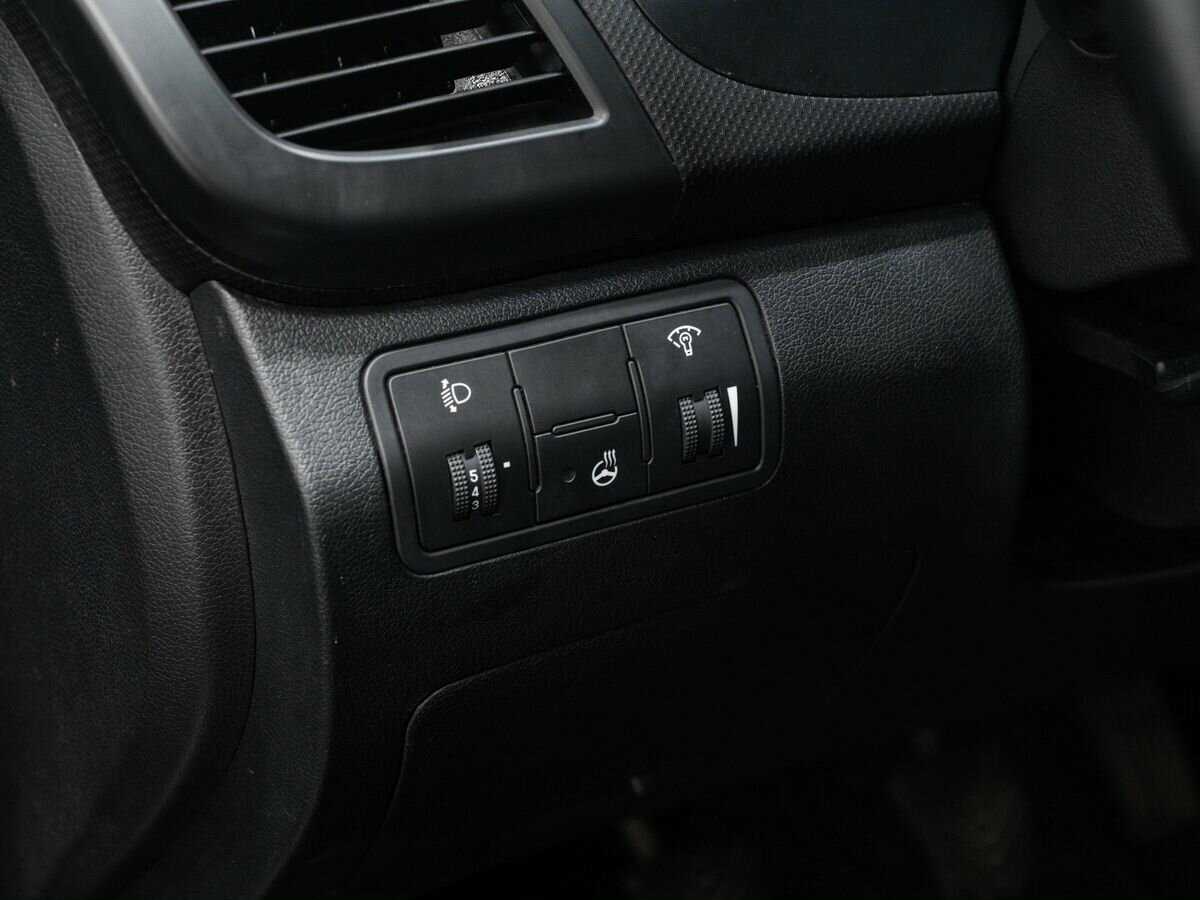 Купить Hyundai Solaris, 2016, 49 593 км, фото №17