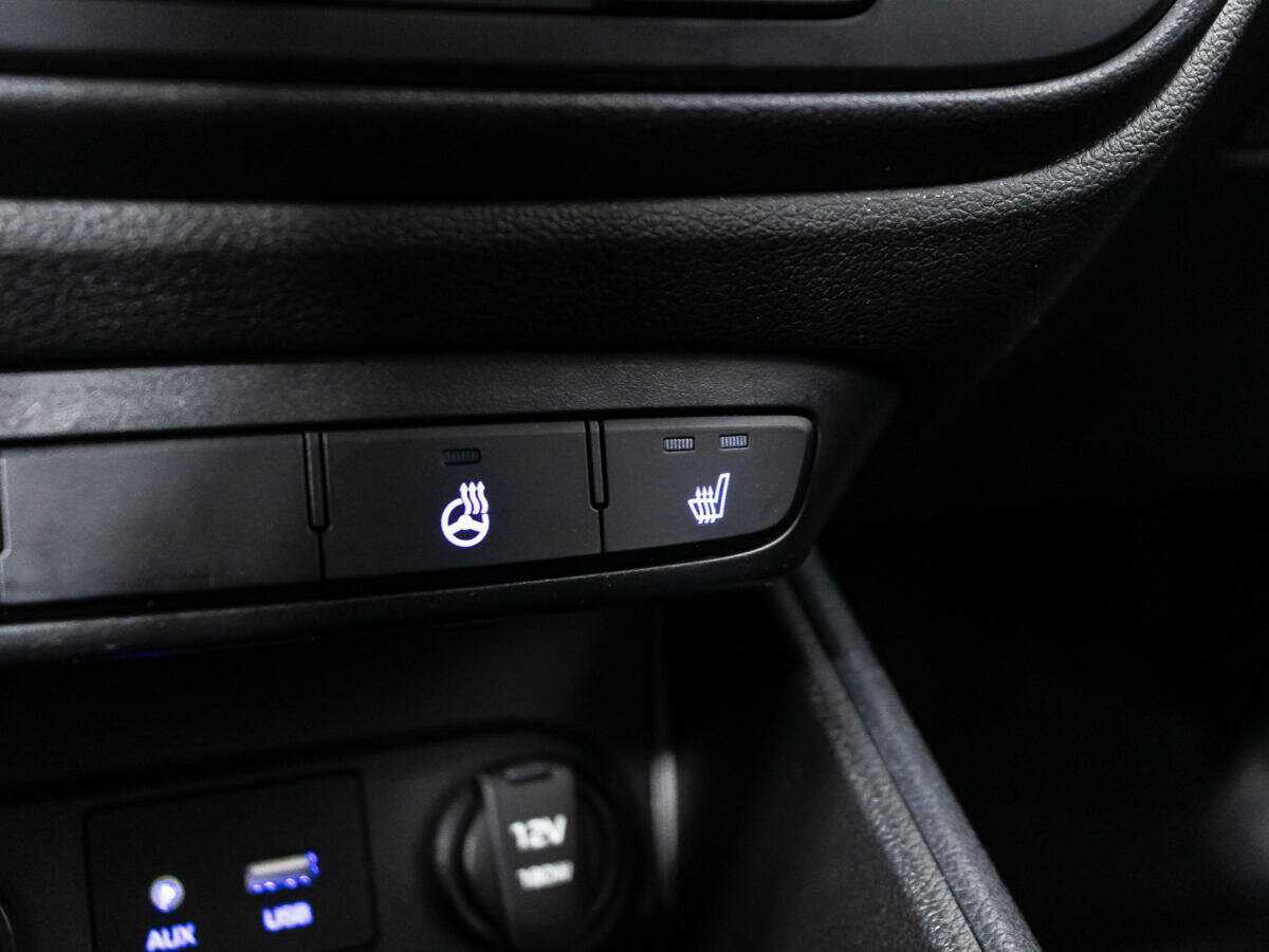 Купить Hyundai Solaris, 2018, 106 908 км, фото №17