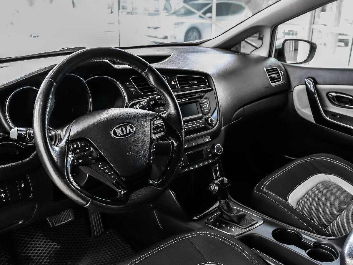 Купить Kia Ceed, 2013, 137 500 км, фото №9