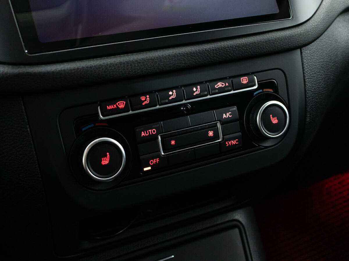 Купить Volkswagen Tiguan, 2012, 177 524 км, фото №16