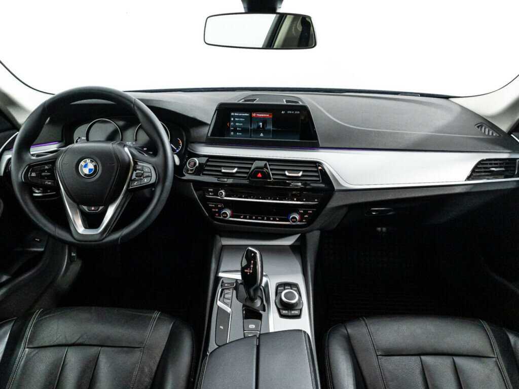 Купить BMW 5 серии 520d, 2018, 136 443 км, фото №11