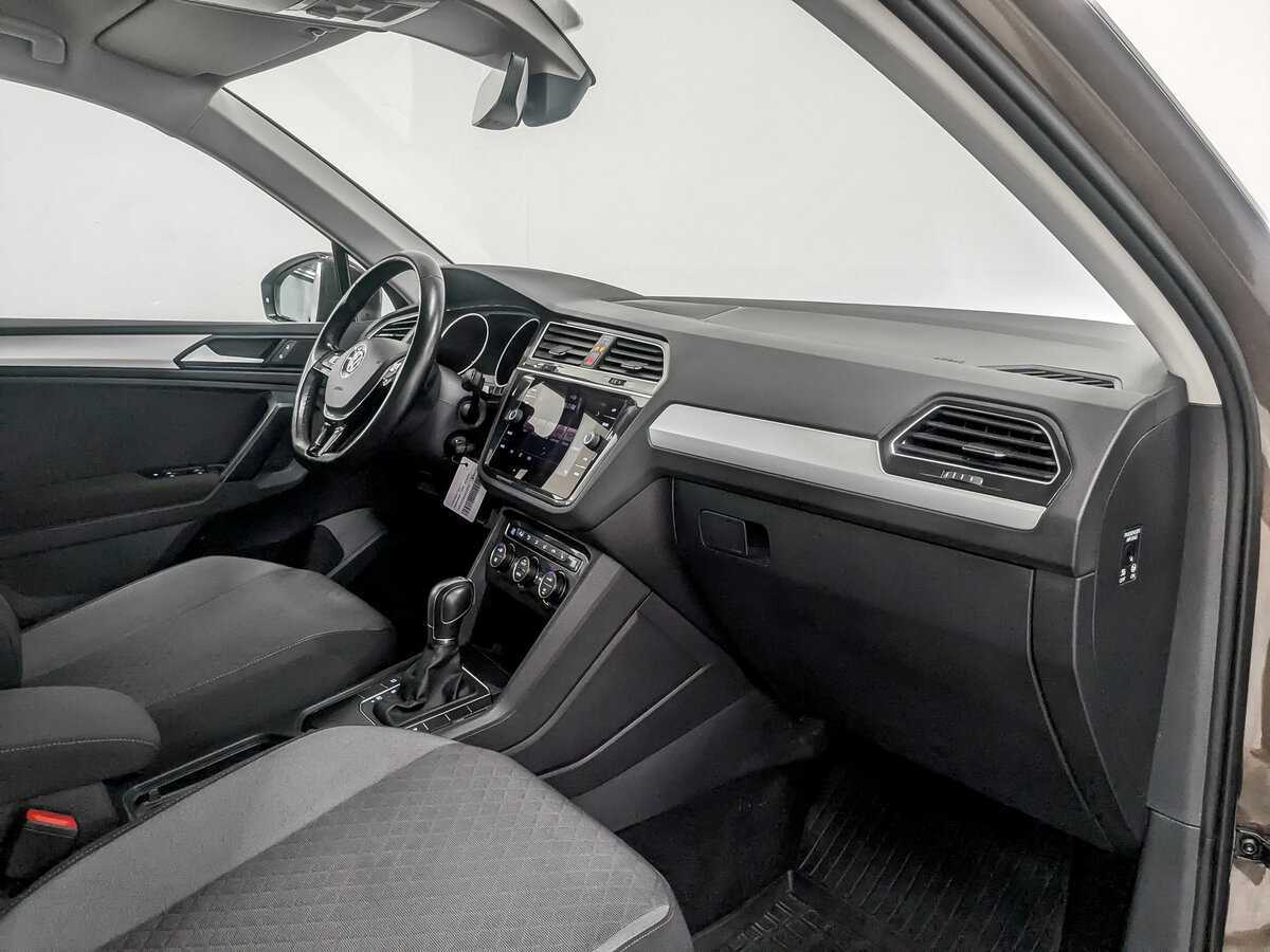 Купить Volkswagen Tiguan, 2019, 93 621 км, фото №11