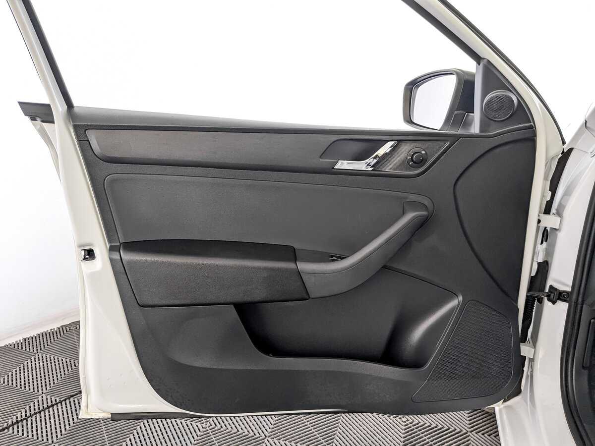 Купить Skoda Rapid, 2017, 163 106 км, фото №19