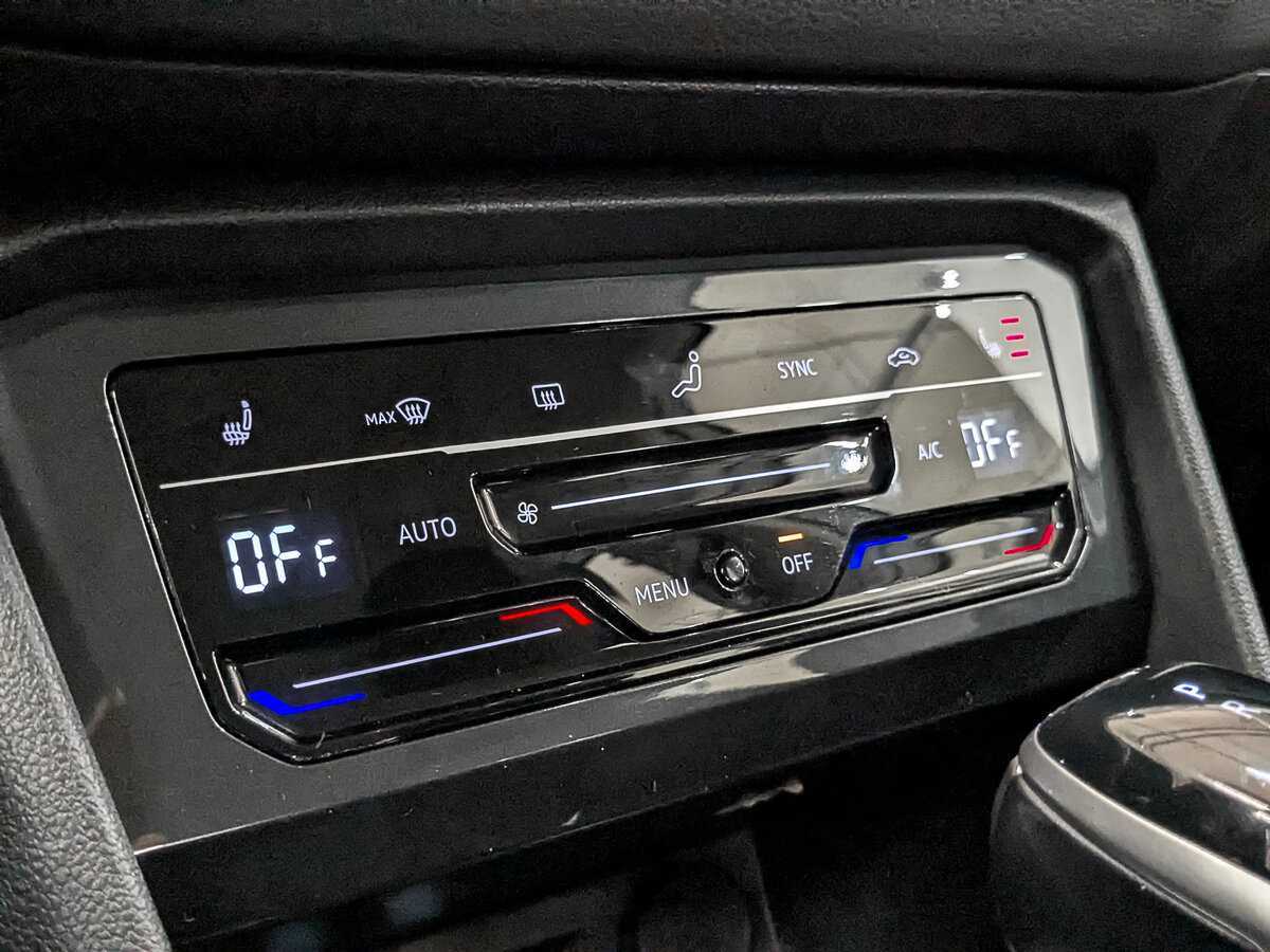 Купить Volkswagen Tiguan, 2021, 163 785 км, фото №19