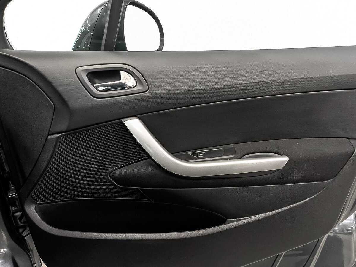 Купить Peugeot 308, 2012, 43 468 км, фото №22