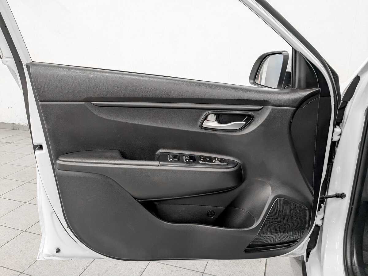 Купить Kia Rio X-Line, 2020, 189 068 км, фото №16