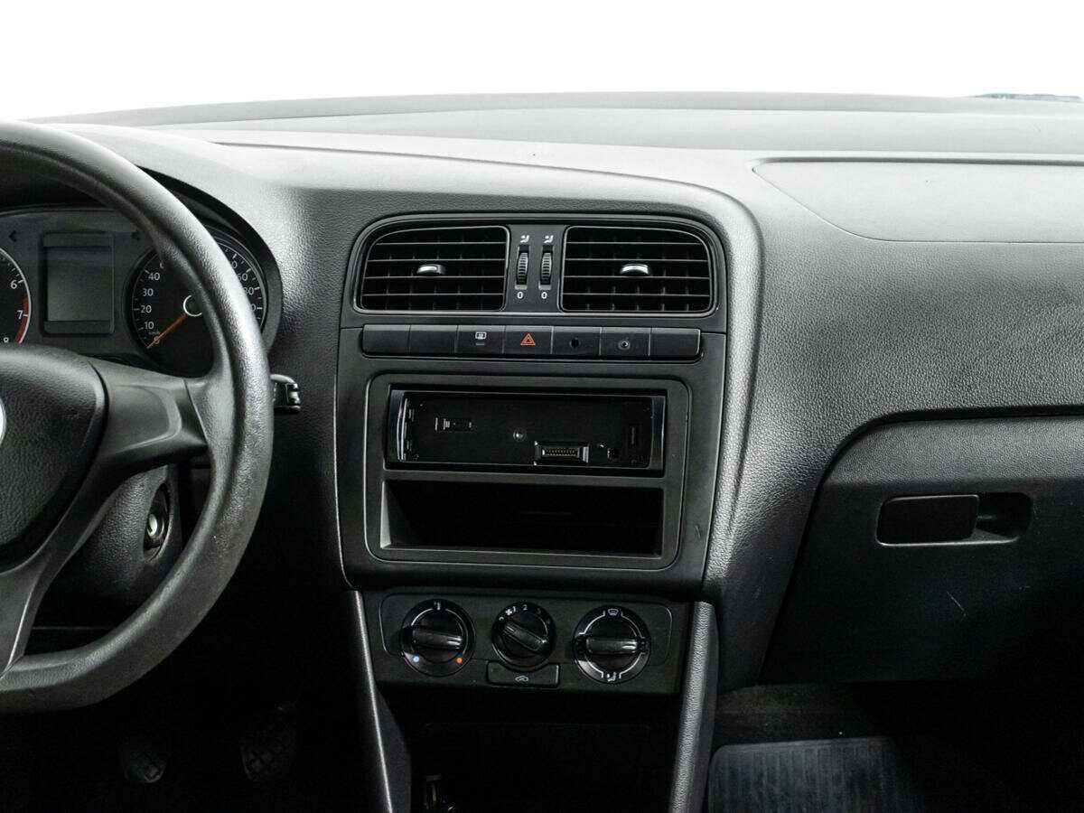 Купить Volkswagen Polo, 2017, 81 551 км, фото №14