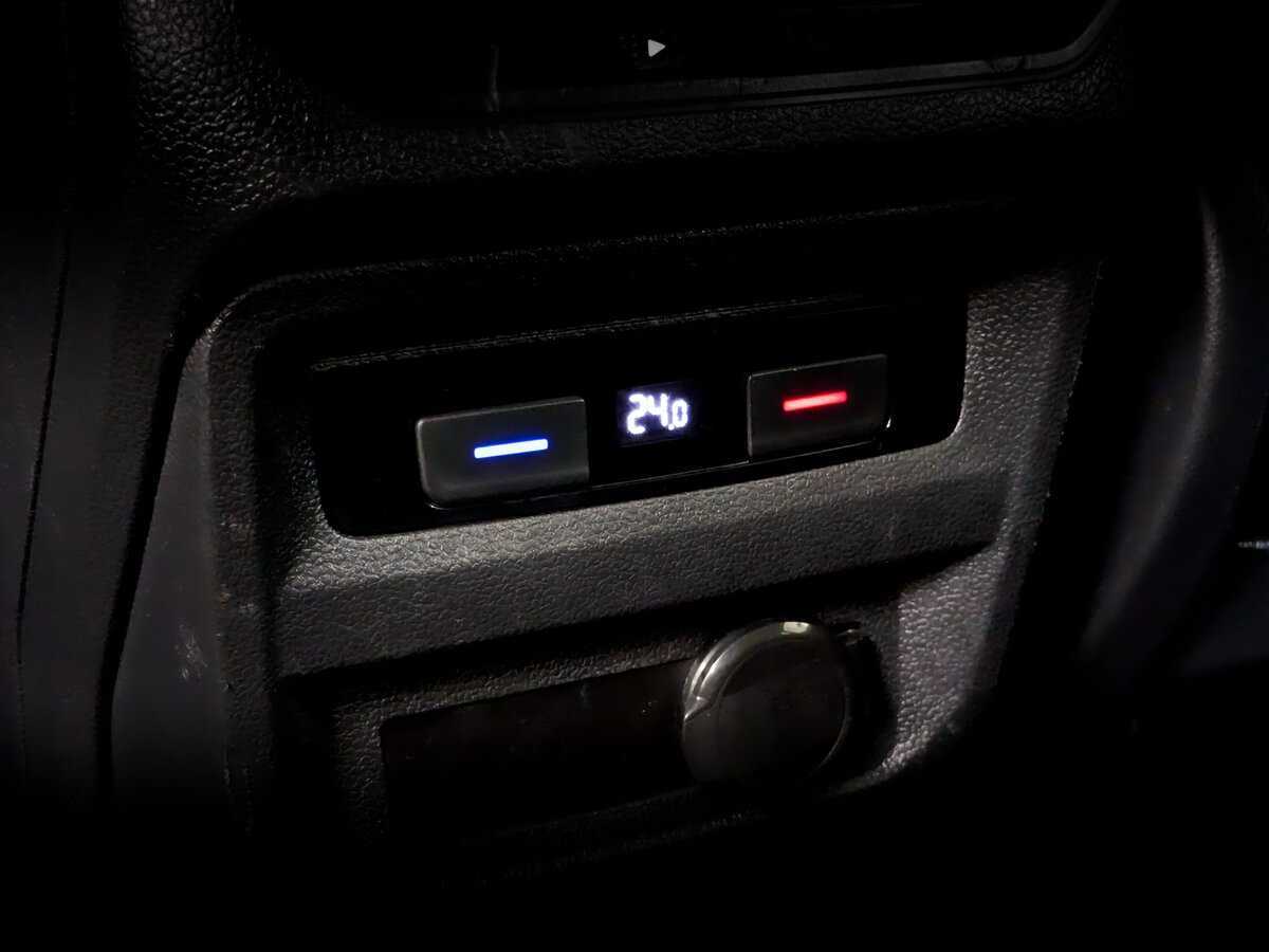 Купить Volkswagen Tiguan, 2021, 131 780 км, фото №24